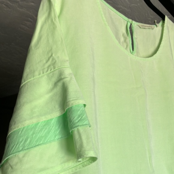 Pale Green, Two-Tone Plus-Size Blouse - Picture 3 of 8